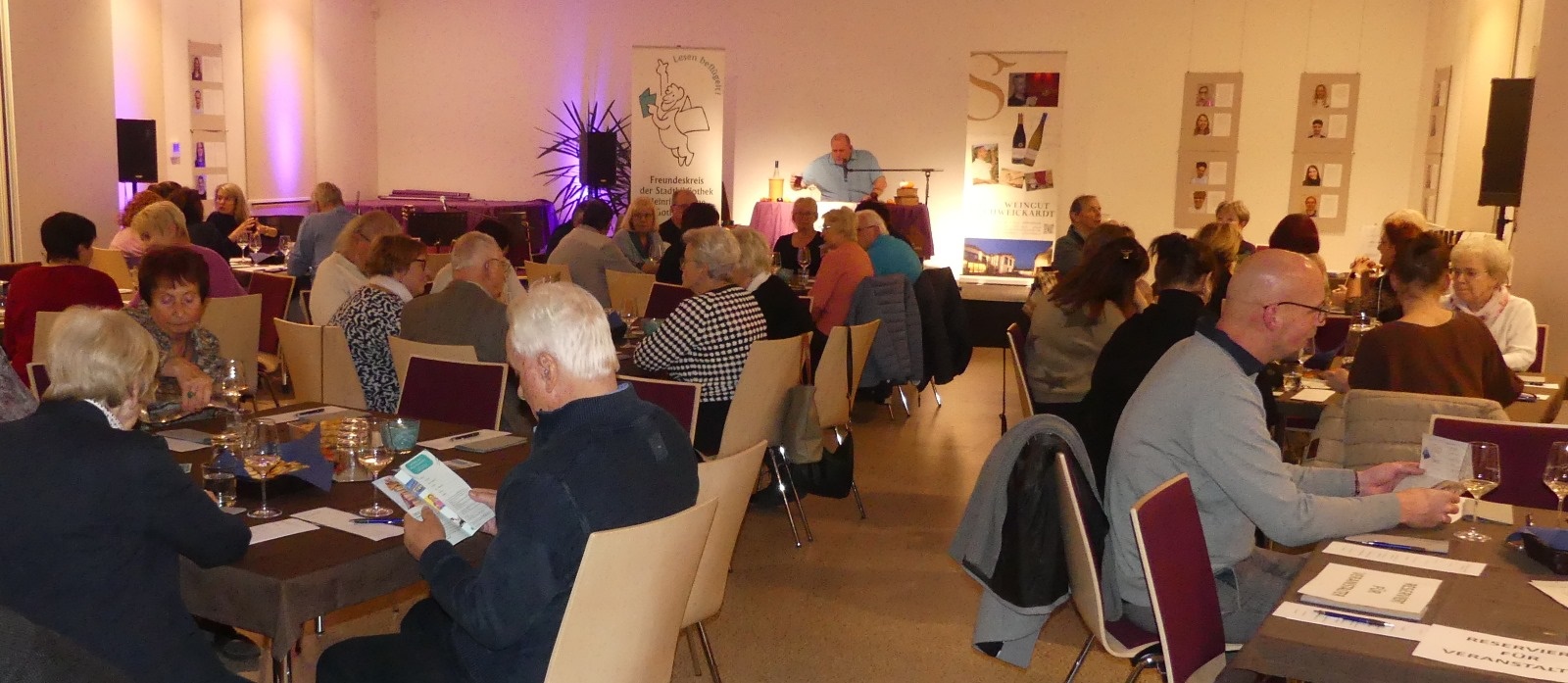 Wein-Lese am Freitag, 21. November 2025 - AUSVERKAUFT Bild