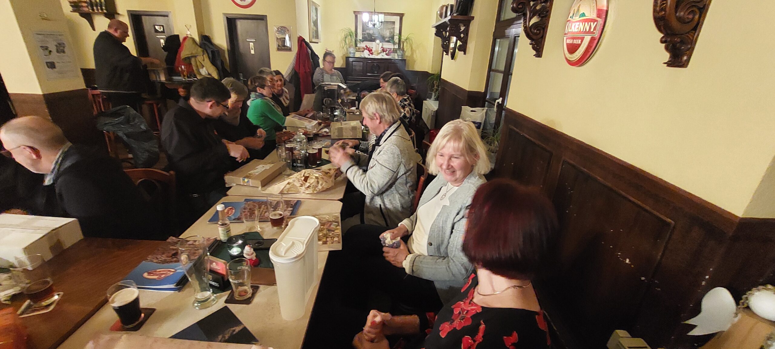 Ein Weihnachtsfest im Irish Pub: Ein frohes Fest für unsere Vereinsmitglieder! Bild